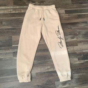 Marilyn Monroe sweatpants